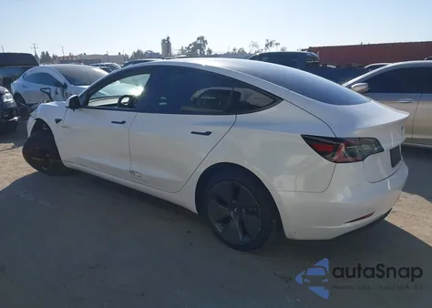 2022 Tesla Model 3 Rear-Wheel Drive z USA, uszkodzony, nr VIN 5YJ3E1EA9NF147738